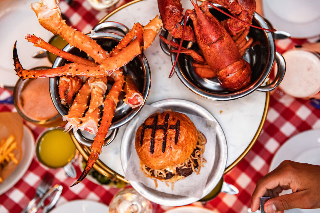 Crab Cellar offers limitless crab legs, burgers in Lincoln Park basement